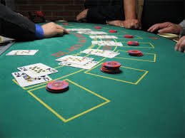 Detail hasil putaran blackjack dengan timestamp